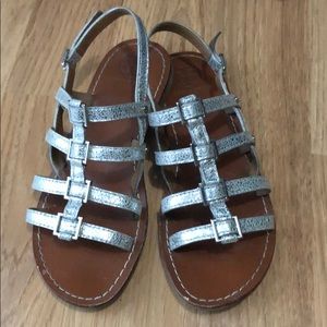 Super cute Silver Gladiator sandals 🤍🤍